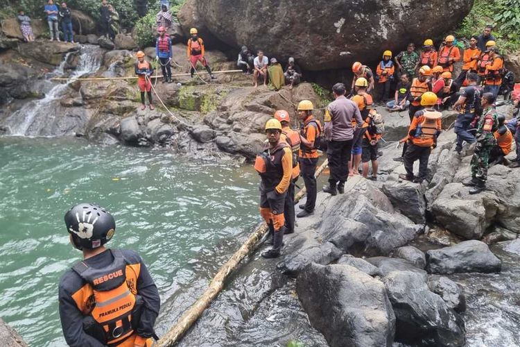 Dua Gadis Hilang di Air Terjun Jami Ditemukan Tewas